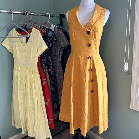 Modcloth Dresses & Skirts - Collectif x Modcloth Sara Swing Dress